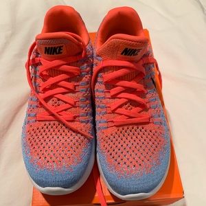 Nike Lunar Epic sneakers